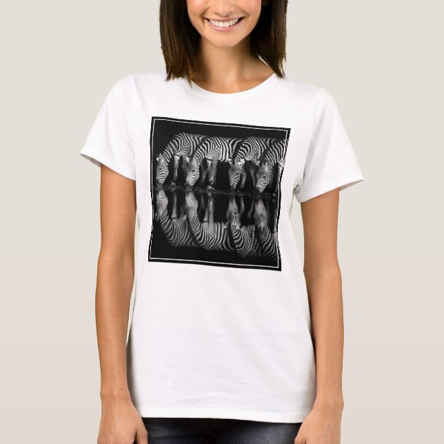 Group of Plains Zebra Drink Together at Night T Shirt (Framsida)