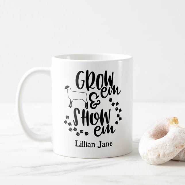 Grow Em Show Em Lamb Custom Name Kaffemugg (Med munk)