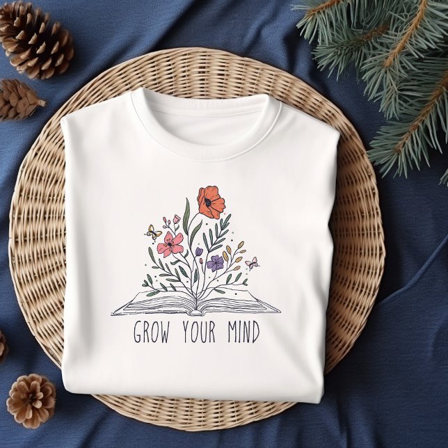 Grow your mind Boho Wildflower and book T Shirt (Skapare uppladdad)