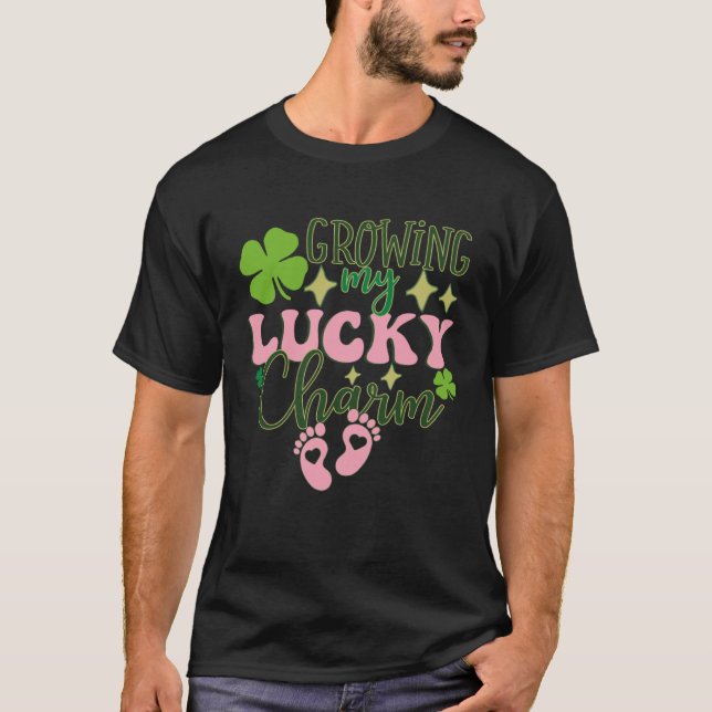 Growing My Lucky Charm Irish C Patrick s Day Pregn T Shirt (Framsida)