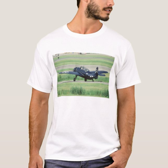 Grumman TBF/TBM Avenger flottilj torpedbombplan T Shirt (Framsida)