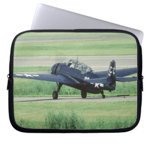 Grumman TBF/TBM Avenger Marintorpedflygplan Laptop Sleeve