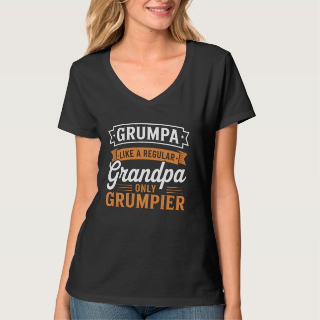 Grumpa som en vanlig morfar, endast morfar t shirt (Framsida)