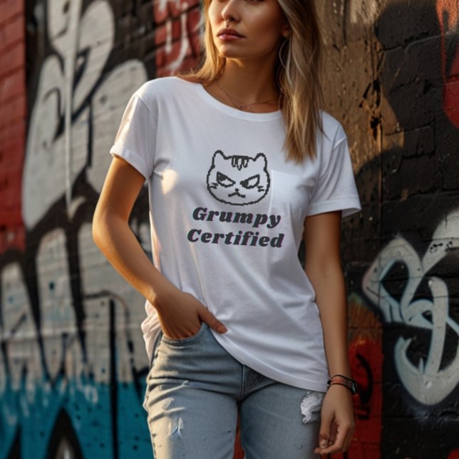 "Grumpy Auktoriserad" Funny Katt Meme Design Kvinn T Shirt (Skapare uppladdad)