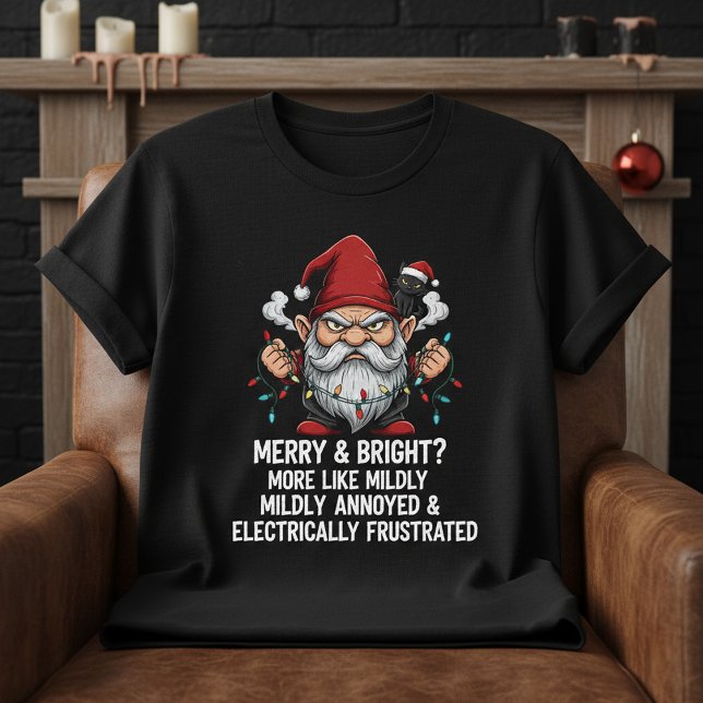 Grumpy Christmas Gnome Tangled Lights Black Cat  T Shirt (Skapare uppladdad)