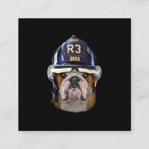 Grumpy English Bulldog Wearing Firefighter Helmet Fyrkantigt Visitkort