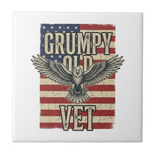 Grumpy gammal veterinär patriotisk örlogsflagga sk kakelplatta