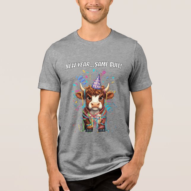 Grumpy Highland Cow New Year's Funny Sarcastic T Shirt (Framsida)