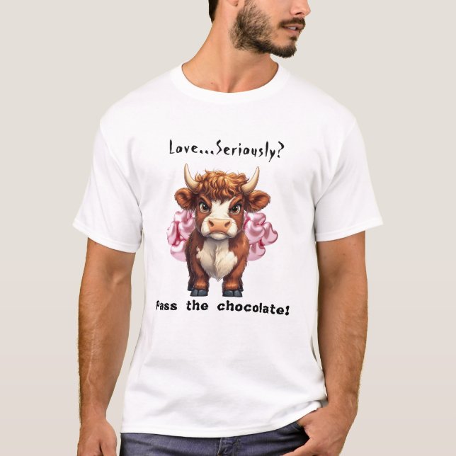 Grumpy Highland Cow Valentine Day T Shirt (Framsida)