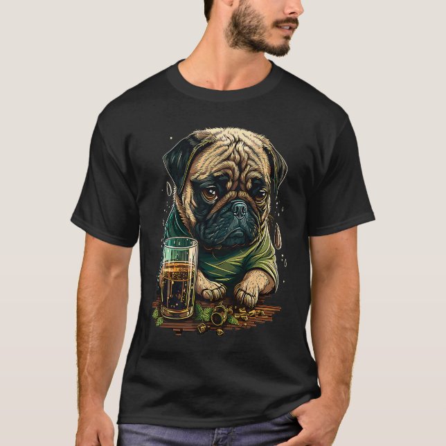 Grumpy Mops Dricker Whisky T Shirt (Framsida)