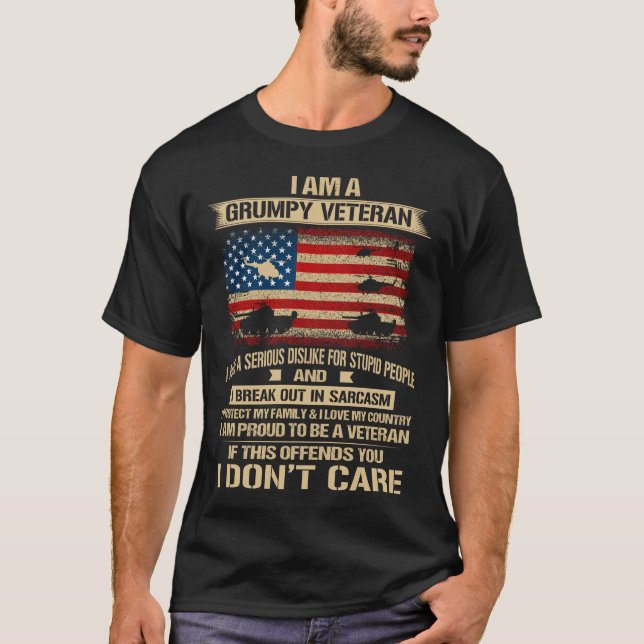 Grumpy Veteran T Shirt (Framsida)