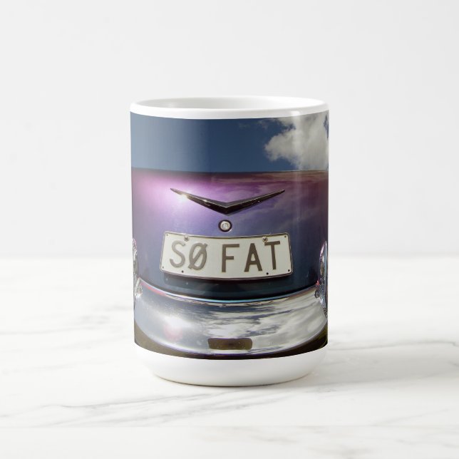 Grund Up SO TJOCK Baksida av klassisk bilbred vink Kaffemugg (Center)