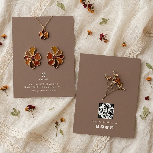 Grundläggande Mocha Brun Smycken Display Logo TMF2 Visitkort (Basic Minimalist Mocha Brown Jewelry Display Card Template, featuring Business Logo, Custom QR Code.)