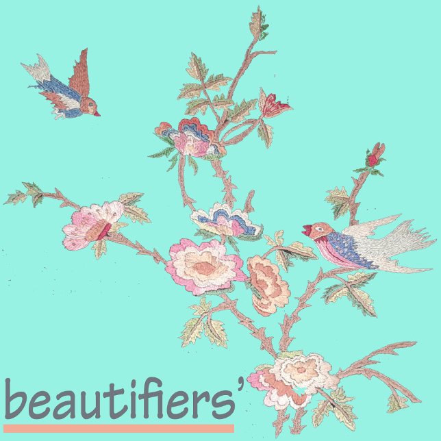 Grundläggande T-shirt V-nacke (Skapare uppladdad)