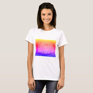 Grundläggande T-tröja med färgrik morsabakgrund T Shirt