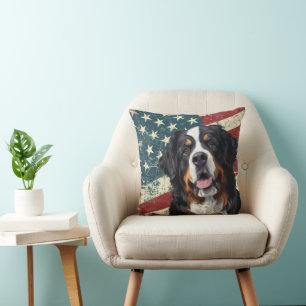 Grunge American Flagga Bernese Mountain Hund Kudde
