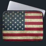 Grunge American Flagga Laptop Fodral<br><div class="desc">Grunge American Flagga design. Perfektens gåva till hem,  kontor eller dekoration.</div>