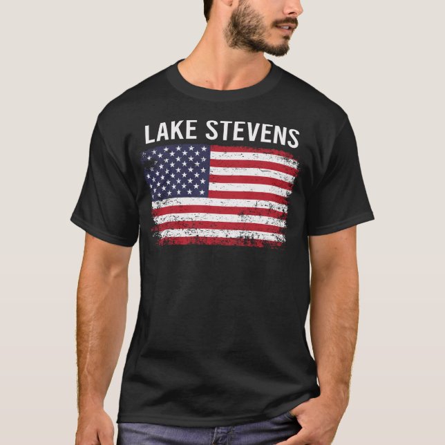 Grunge amerikansk flagga Lake Stevens T Shirt (Framsida)