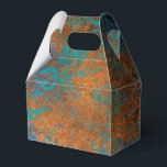Grunge Koppar Patina och Turkos Presentaskar<br><div class="desc">Dazzling vintage teal och koppar damast mönster favor låda med accenter av akva.</div>