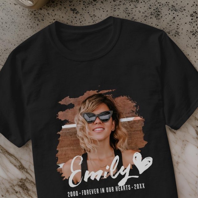 Grunge Memorial Forever i vår Hearts Anpassningsba T Shirt (Skapare uppladdad)