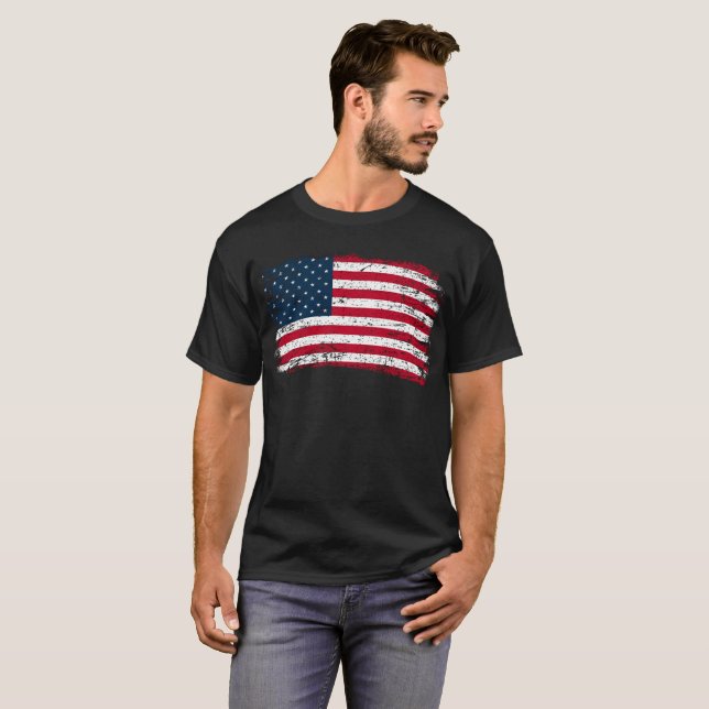 Grungy American Flagga T Shirt (Hel framsida)