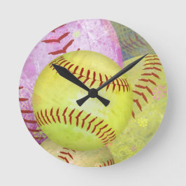 Grungy Girly Softball Rund Klocka