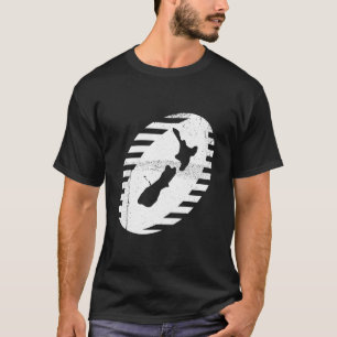 Grungy mörk T-tröja för nyazeeländsk Rugbyboll T Shirt