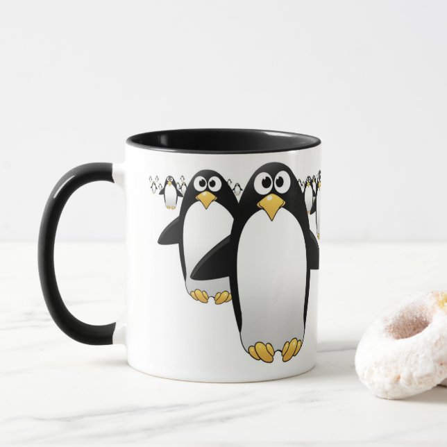 Grupp av Penquins på en kaffemugg (Med munk)