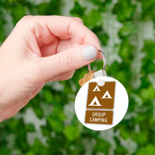 Grupp Camping Skylt Nyckelring (Skapare uppladdad)