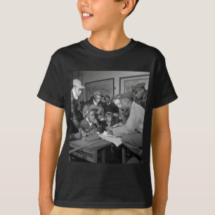 Gruppen för kämpen för Tuskegee Airmen lotsar d Tee Shirt