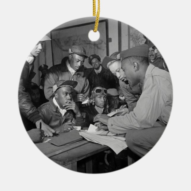 Gruppen för kämpen för Tuskegee Airmen lotsar den Julgransprydnad Keramik (Framsidan)
