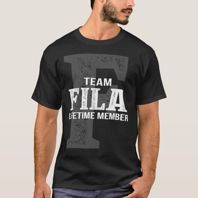 Gruppens FILA-livstidsmedlem T Shirt (Framsida)