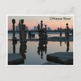 Gryning på den Ottawa river.en Vykort