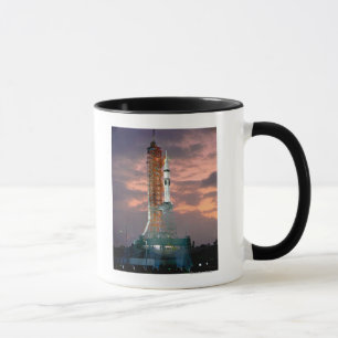 Gryningavbrott bak ASTP Saturn IB CDDT Mugg