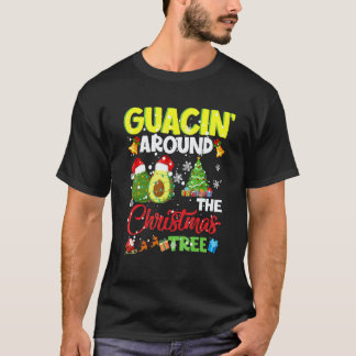Guacin runt julgranen julen Santa Avocad T Shirt