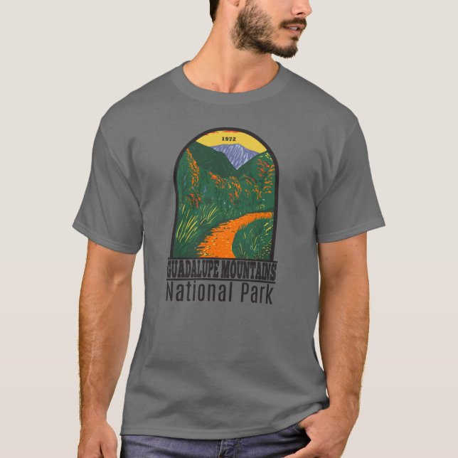 Guadalupe Mountains National Park McKittrick T Shirt (Framsida)