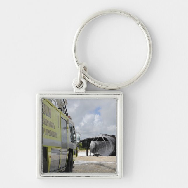 Guams WONPAT-flygplats Fyrkantig Silverfärgad Nyckelring (Framsidan)