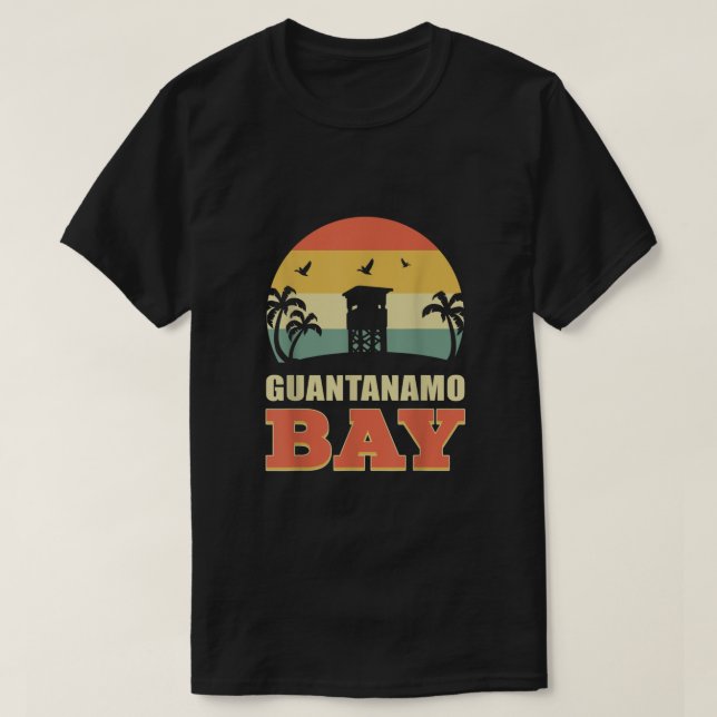 Guantánamo Bay - GTMO Land Mine Barbed Wire Point T Shirt (Design framsida)