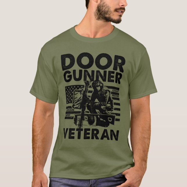 Guardians of Vietnam: The Brave Door Gunners T Shirt (Framsida)