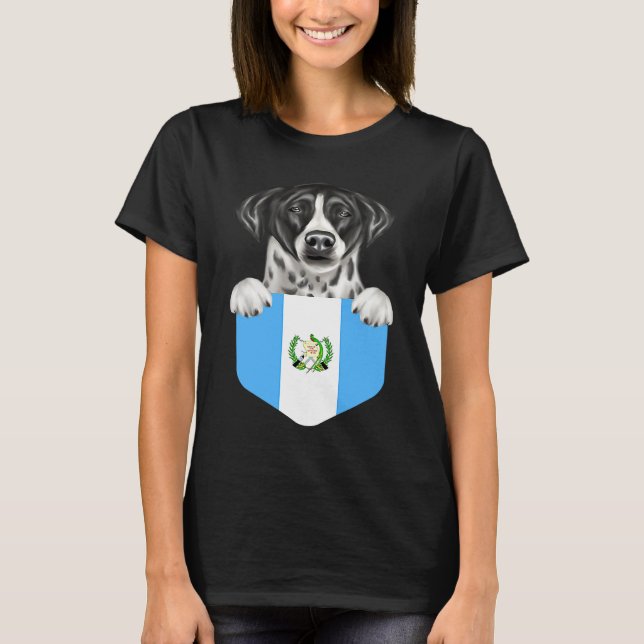 Guatemala Flag Pointer Dog In Pocket T Shirt (Framsida)