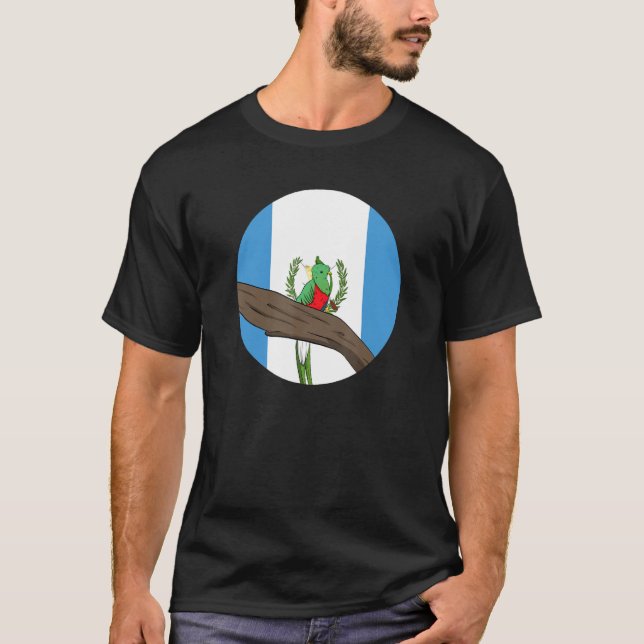 Guatemala Proud Hispanic Quetzal National Bird Gua T Shirt (Framsida)