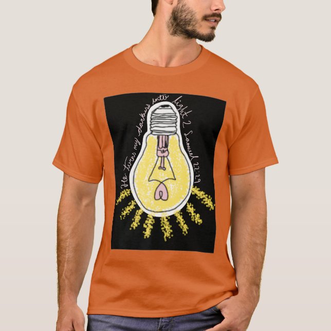 Gud förvandlar ditt mörker till ljuspremie t shirt (Framsida)