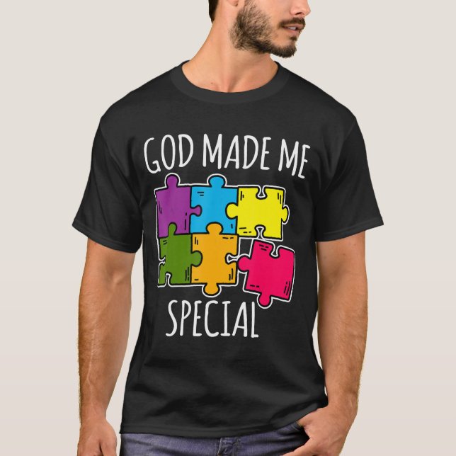 Gud gjorde mig Speciell autistisk medvetenhet T Shirt (Framsida)