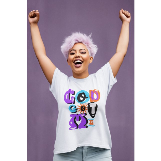 Gud Har Me Retro Christian Faith T Shirt (Bold retro colors meet big faith energy. Wear it loud—God’s got you every step of the way.)