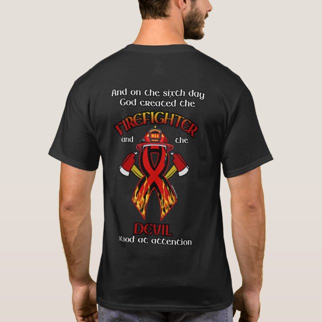 Gud Skapat brandkämparen T Shirt (Baksida)