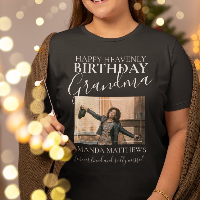 Gudomlig Födelsedag Mormor | Foto Minnes T-Shirt (Skapare uppladdad)