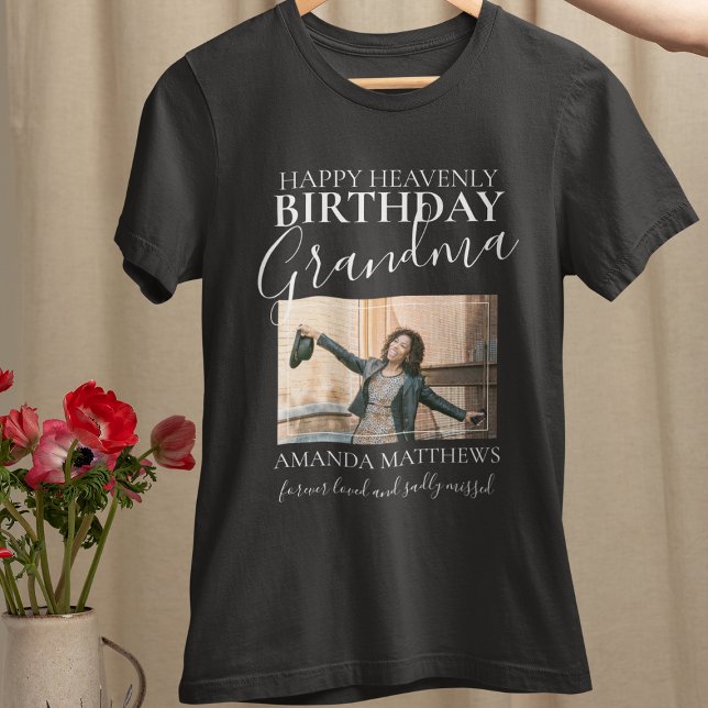Gudomlig Födelsedag Mormor | Foto Minnes T-Shirt (Skapare uppladdad)