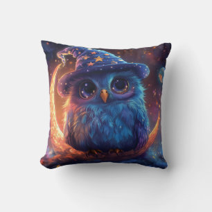 Guiden Cute Uggla på Måne: Magic Fantasy Art Kudde
