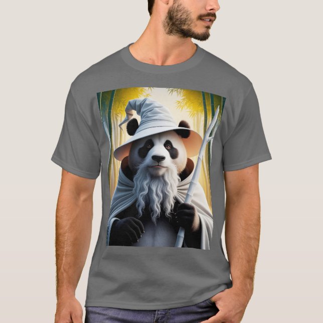 Guiden Fantasy Cute Old Panda T Shirt (Framsida)