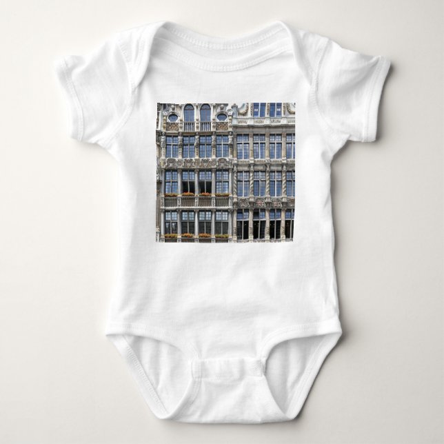 Guildhall Windows, Grote Markt, Bryssel. T Shirt (Framsida)